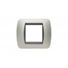 PLACA / MARCO 1 ELEMENTO O 2 ESTRECHOS COLOR TITANIO CLARO BTICINO LIVING L4802TC