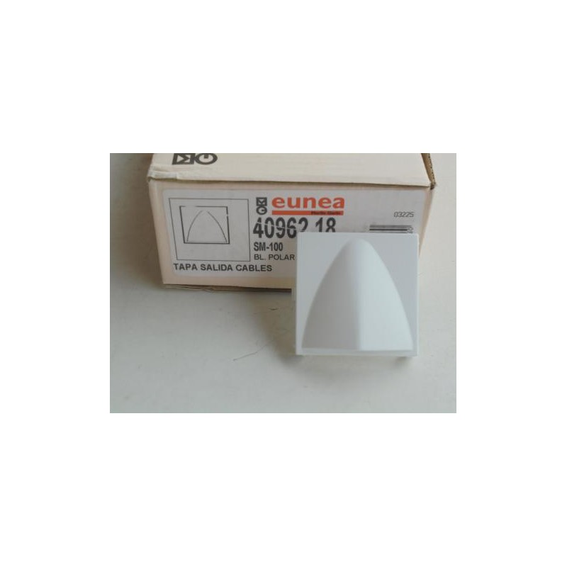TAPA SALIDA DE CABLE BLANCO SM 100 40962.18