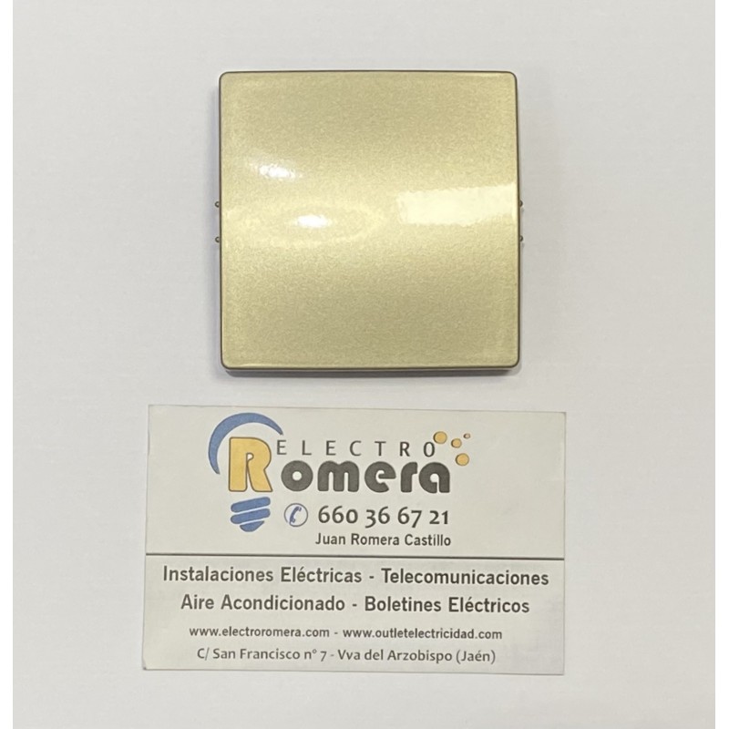 TECLA 59X59 PILOTO SM180 TITANIO 70901.22