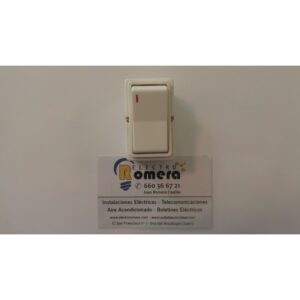INTERRUTOR I 16A BL EUROPOLI UNIPOLAR 16 A 380 V 3000-B