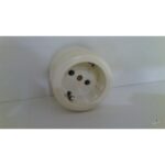 BASE ENCHUFE TT LATERAL 10-16A 250V INTERIOR ESTEATITA PORCELANA