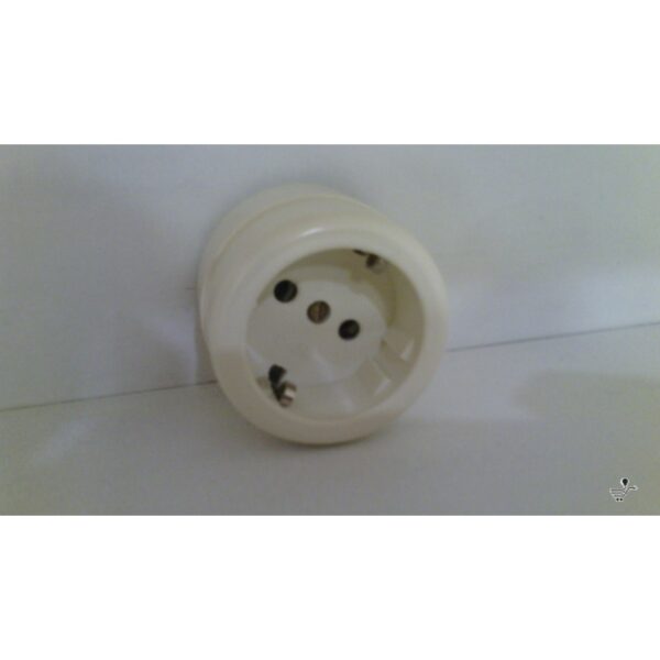 BASE ENCHUFE TT LATERAL 10-16A 250V INTERIOR ESTEATITA PORCELANA 1 BASE ENCHUFE TT LATERAL 10-16A 250V INTERIOR ESTEATITA PORCELANA