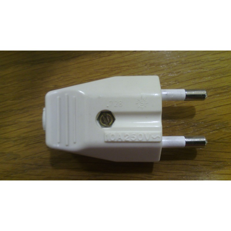 CLAVIJA 2P+TT LATERAL 10-16A 250V