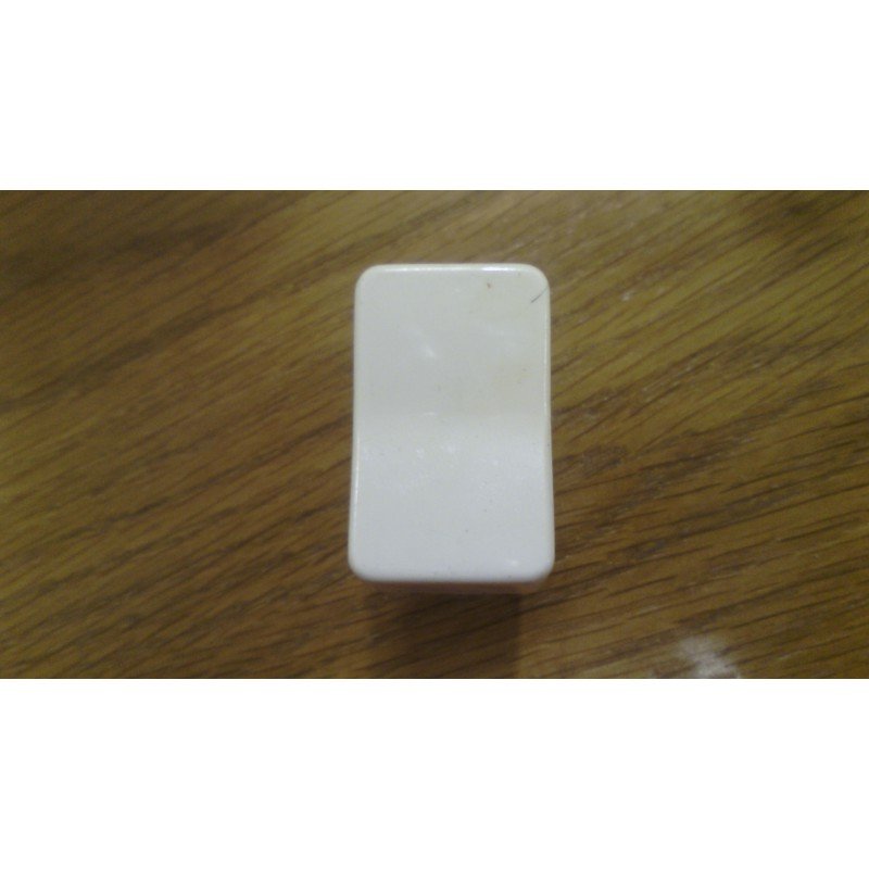 CONMUTADOR 10A 250V 4102 O 4002