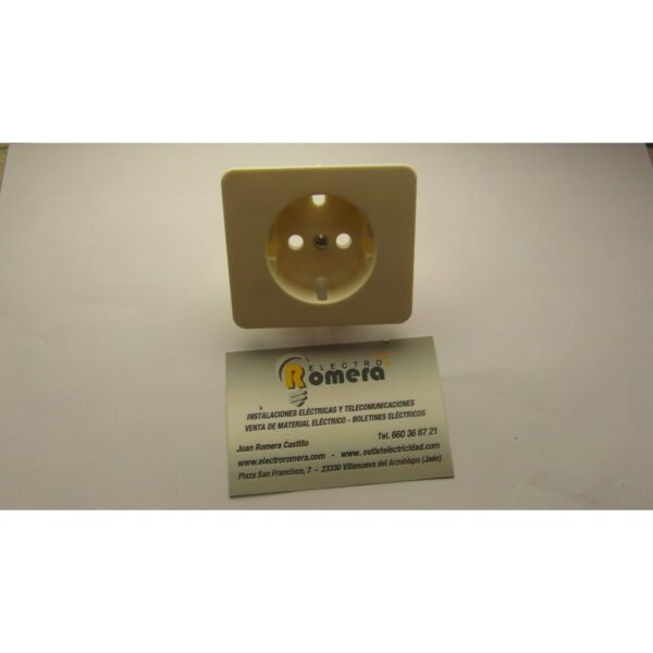 TAPA DE ENCHUFE SHUCKO SINTRA  MARFIL 586936