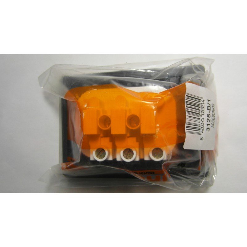 TOMA DE CORRIENTE 25A/250V BIPOL.CON TT