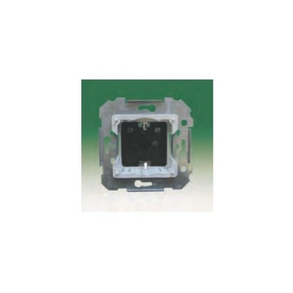 BASE DE ENCHUFE 2P+TT LATERAL BJC 18524 1 BASE DE ENCHUFE 2P+TT LATERAL BJC 18524