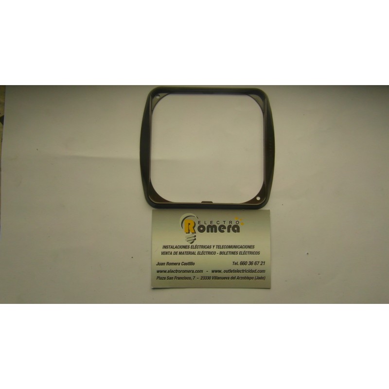 MARCO EMBELLECEDOR CUADRADO MARRON STYLO 2200.1 MA