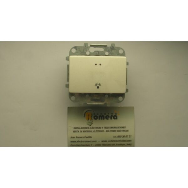 PULSADOR LUZ CON VISOR 10A/250V SERIE SIGNO BLANCO ALPINO 1 PULSADOR LUZ CON VISOR 10A/250V SERIE SIGNO BLANCO ALPINO