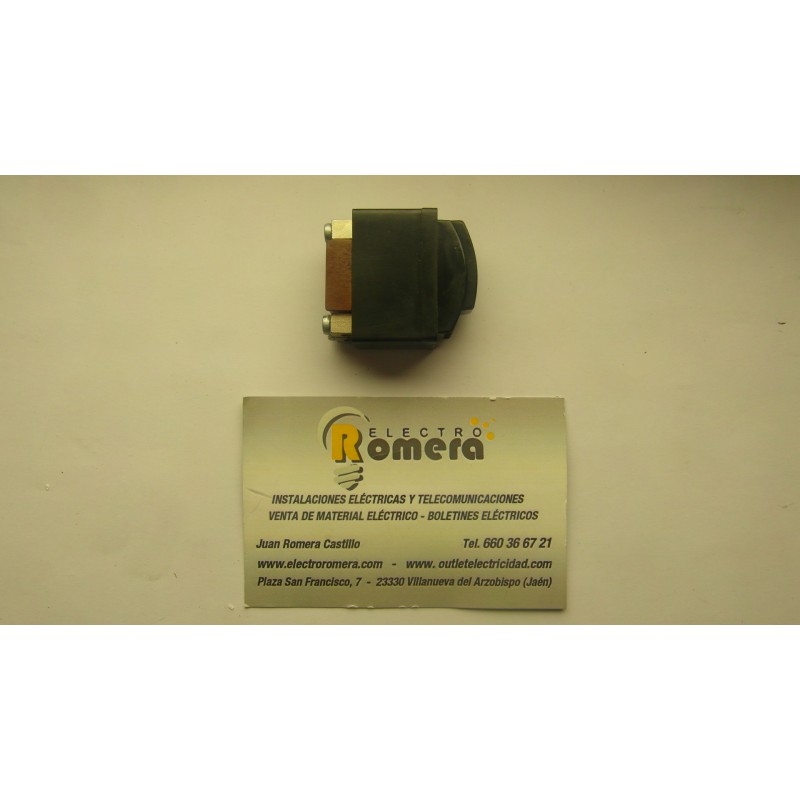 CONMUTADOR NEGRO 446 N