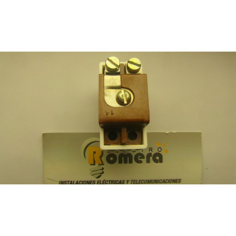 INTERRUPTOR BLANCO 1 MODELO BJC ESTRELLA 445 B