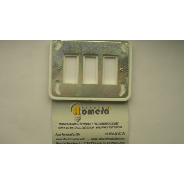 PLACA 3 ELEMENTOS BLANCO 1 MODELO 3 PLACA 3 ELEMENTOS BLANCO 1 MODELO