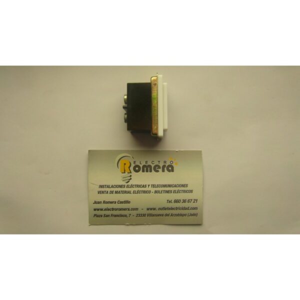 ENCHUFE PATILLA PLANA AMERICANA ESTRECHA 5 ENCHUFE PATILLA PLANA AMERICANA ESTRECHA