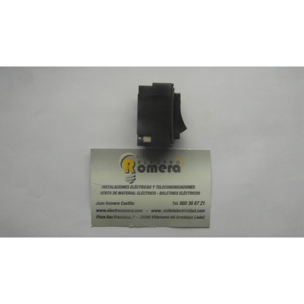 INTERRUPTOR BALANCIN 19A 250V CONTACTOS DE PLATA