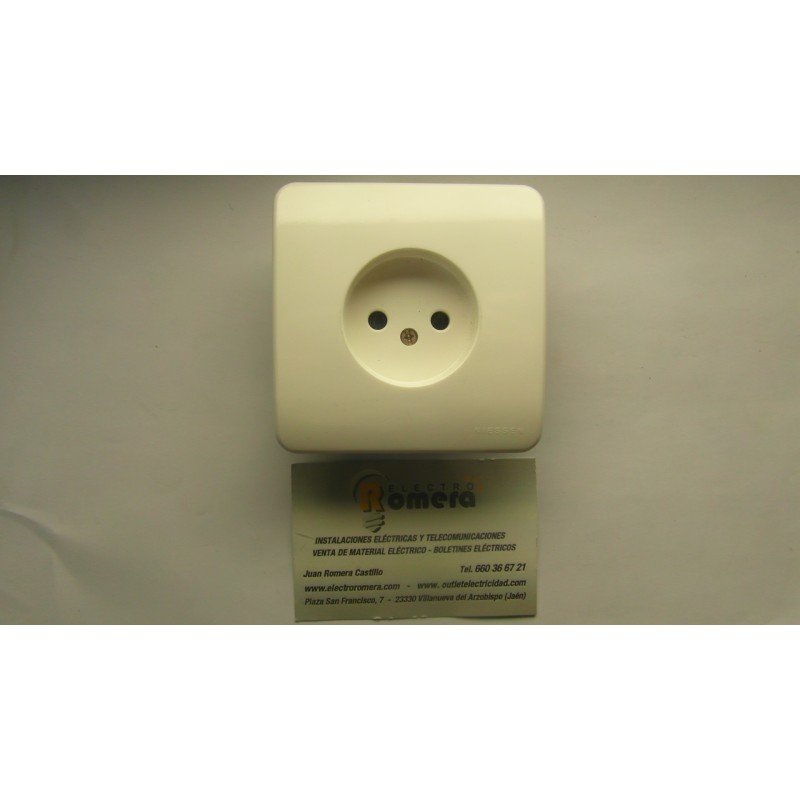 BASE DE ENCHUFE BIPOLAR CON PLACAS S/UNE 10A 250V SERIE STYLO BLANCO ALPINO