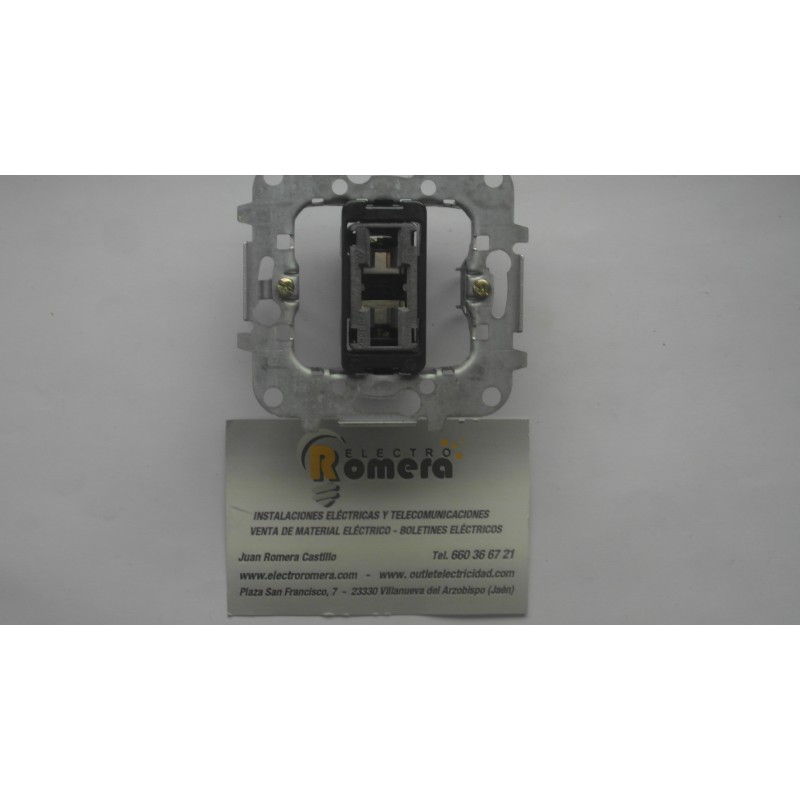 PORTAFUSIBLES 16A/250V MECANISMOS SERIE DE LUJO 8108