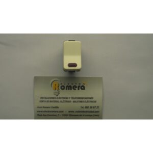 CONMUTADOR BLANCO MARFIL 10A 250V CON LAMPARITA 4102.1 REACONDICIONADO