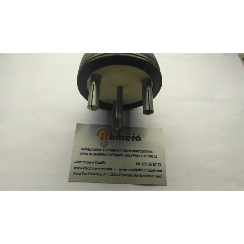 CLAVIJA Nº 47 B 3 FASES + TIERRA