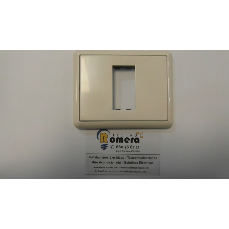 MARCO EMBELLECEDOR + PLACA