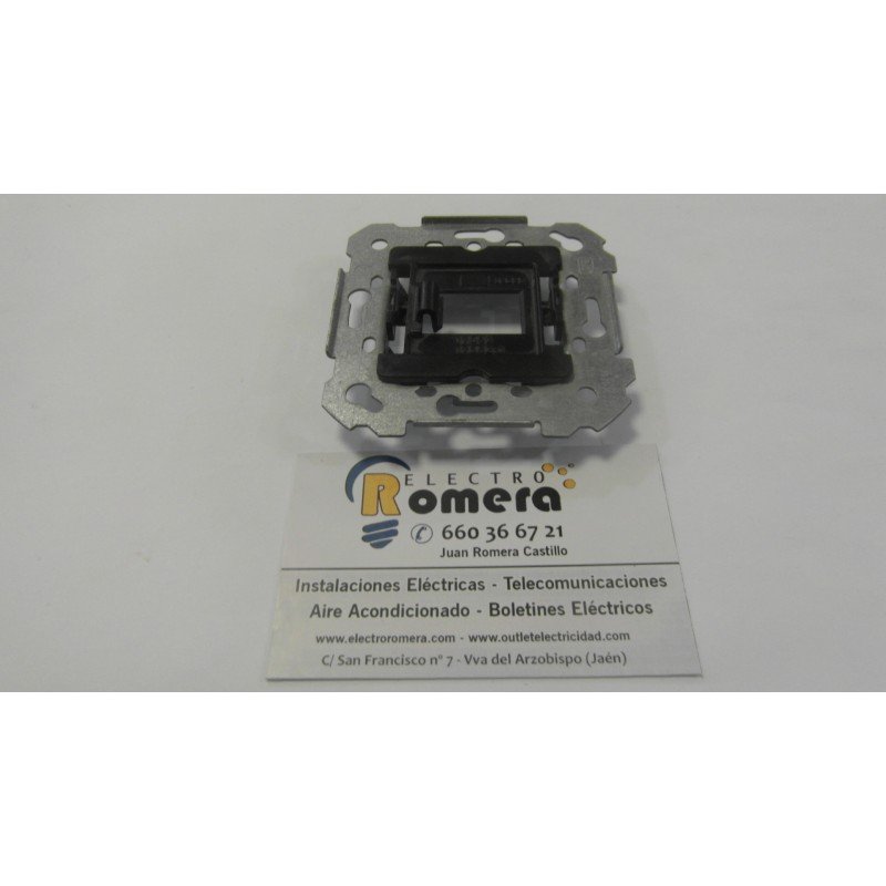 Adaptador 1 conector RJ45 RJ11 BJC 19582-1 Iris Aura Magna Mega