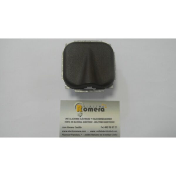 TAPA SALIDA DE CABLES 1 TAPA SALIDA DE CABLES