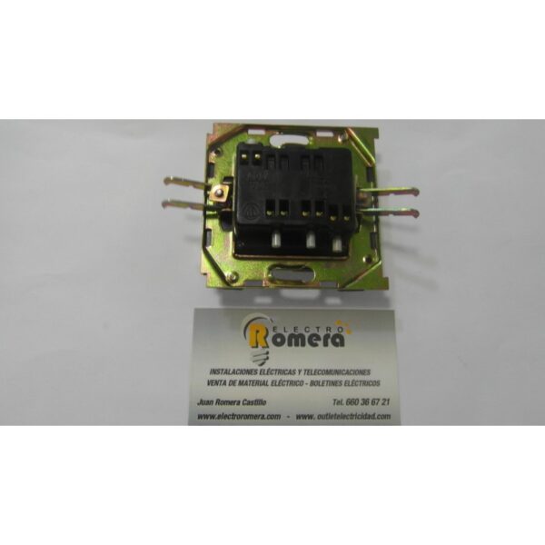 DOBLE INTERRUPTOR MARFIL SIN GARRAS 3 DOBLE INTERRUPTOR MARFIL SIN GARRAS