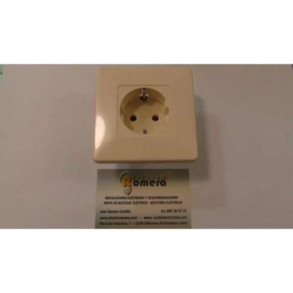 ENCHUFE SHUKO MARFIL 1 ENCHUFE SHUKO MARFIL