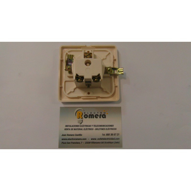 ENCHUFE SHUKO MARFIL