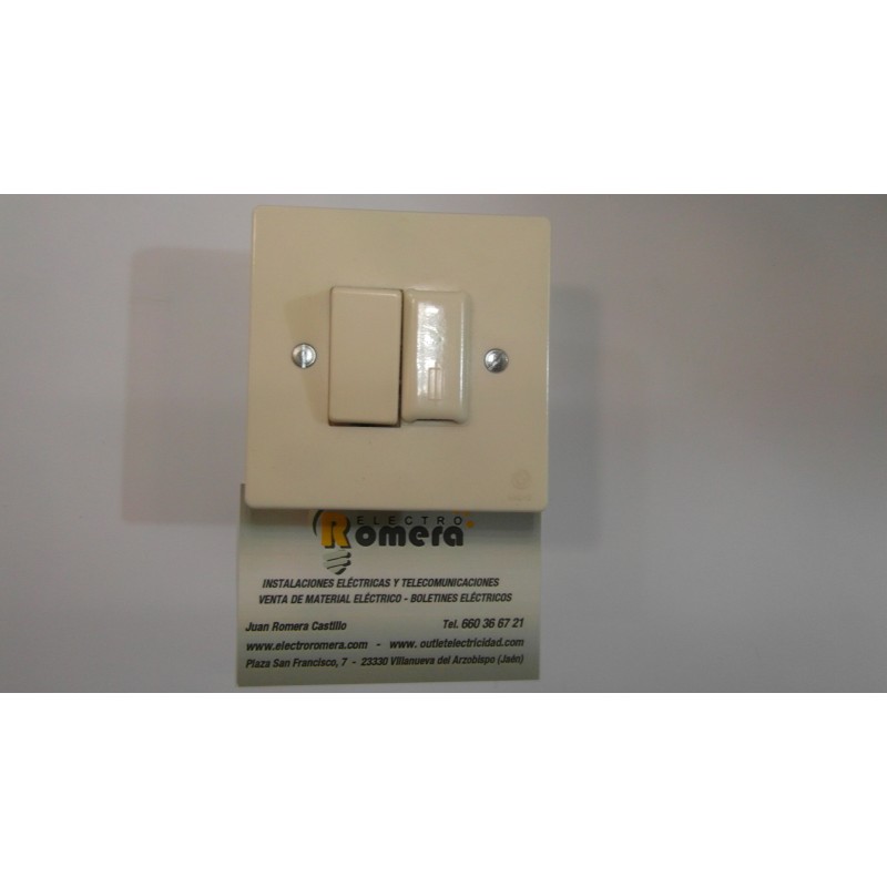 INTERRUPTOR MAS PORTAFUSIBLES MARFIL