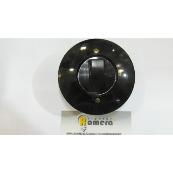 CONMUTADOR 6A 250V CAOBA 3 CONMUTADOR 6A 250V CAOBA