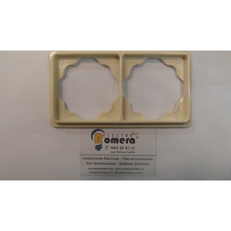 MARCO 2 ELEMENTOS SERIE TRAZO MARFIL