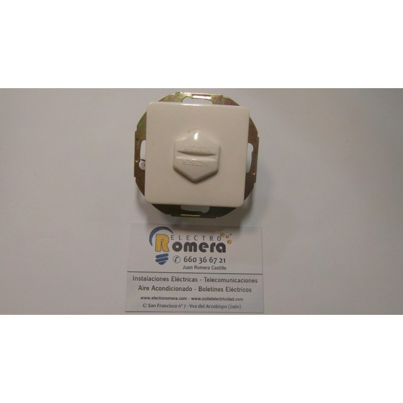 CORTACIRCUITOS CON TAPON PORTAFUSIBLES NIESSEN 6008