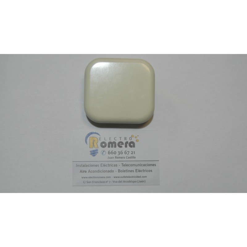 INTERRUPTOR MARFIL CON TECLA