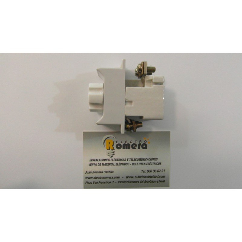 PORTAFUSIBLE BLANCO CERAMICO 63A TIPO D02 3 PORTAFUSIBLE BLANCO CERAMICO 63A TIPO D02