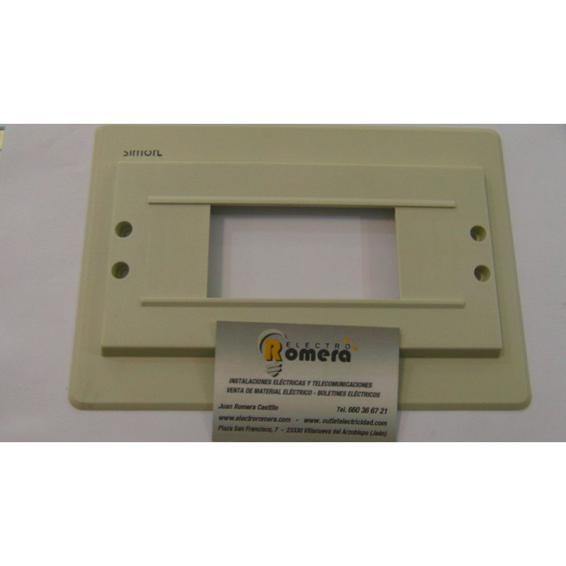 PLACAS DE PLASTICO GRIS PARA 8 MODULOS