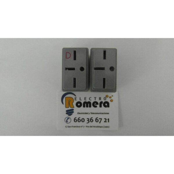BASE ENCHUFE DIFERENCIAL III CON T.T GRIS 16A 380V EUNEA/BJC 1 BASE ENCHUFE DIFERENCIAL III CON T.T GRIS 16A 380V EUNEA/BJC