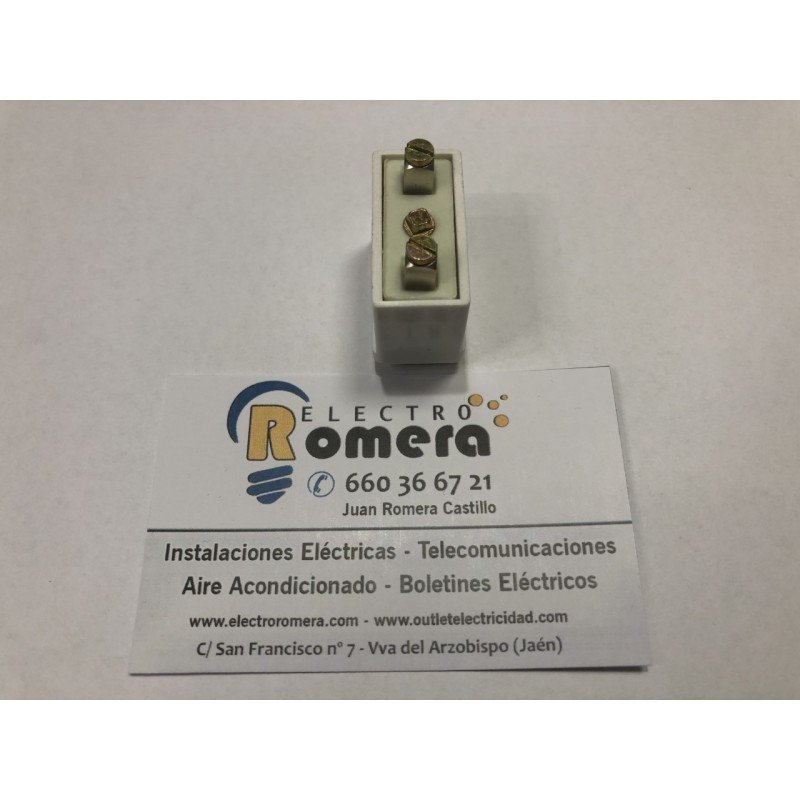 Base enchufe Superfil 2p  blanco