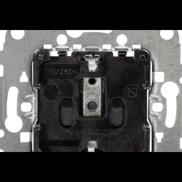 ENCHUFE SHUKO 2P MAS TT NIESSEN SERIE LUJO 8188 1 ENCHUFE SHUKO 2P MAS TT NIESSEN SERIE LUJO 8188