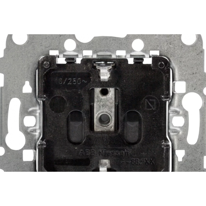 ENCHUFE SHUKO 2P MAS TT NIESSEN SERIE LUJO 8188