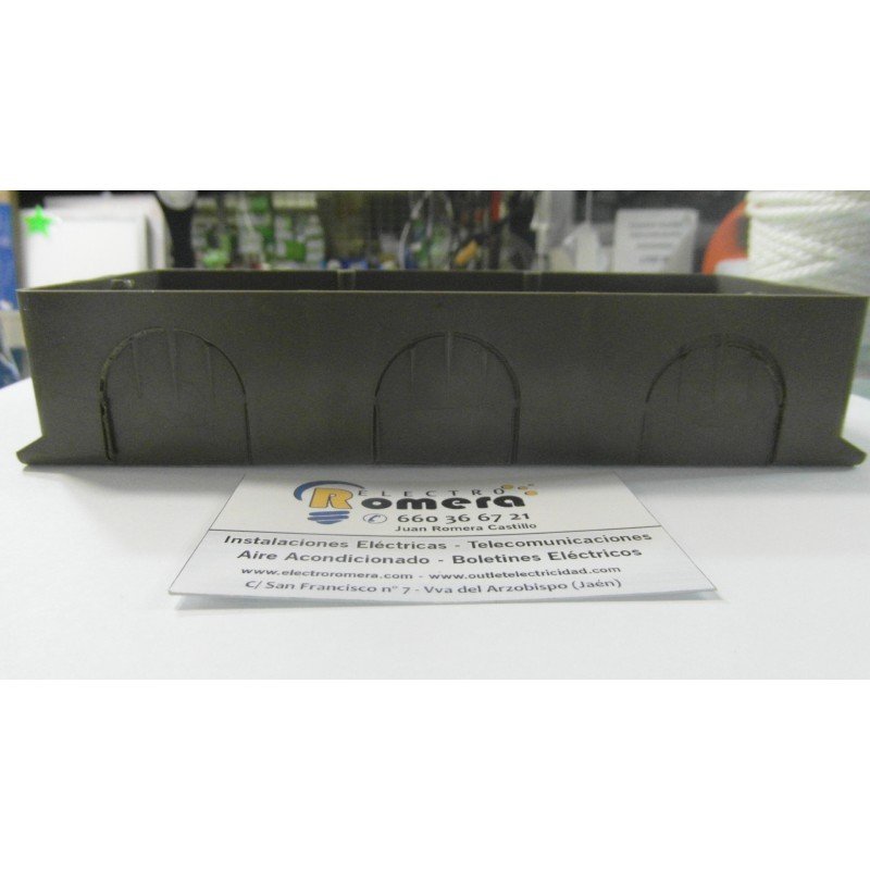 CAJA EMPOTRAR PARA 4 MECANISMOS