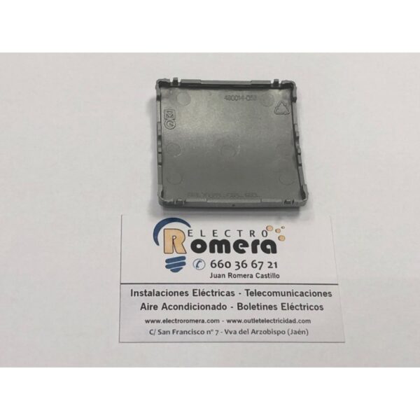 TAPA CIEGA COLOR ALUMINIO 70366.30