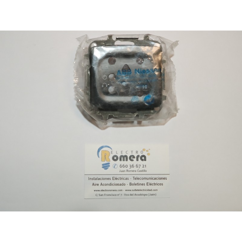 TAPA MANDO 2 CANAL ESTEREO NIESSEN ARCO 8258.3 AN