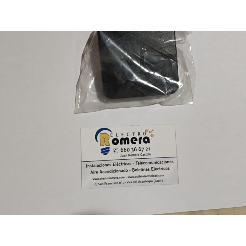 TECLA NEUTRA NEGRA FONTINI QUATTRO