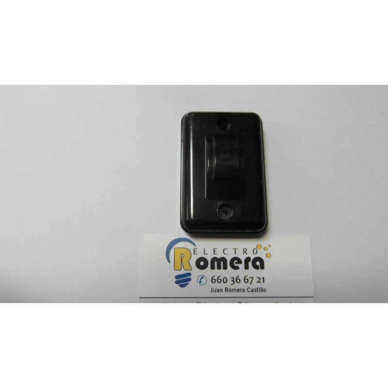 CONMUTADOR CRUCE SUPERFICIE EXTRAPLANO MARRON BJC Nº 305