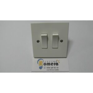 DOBLE INTERRUPTOR CON MARCO FENOPLAK