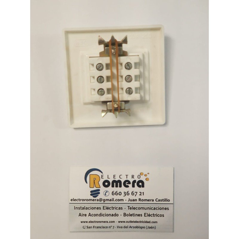 PLACA CON 2 MECANISMOS CONMUTADORES 10A 250V BJC BLANCO/GRIS