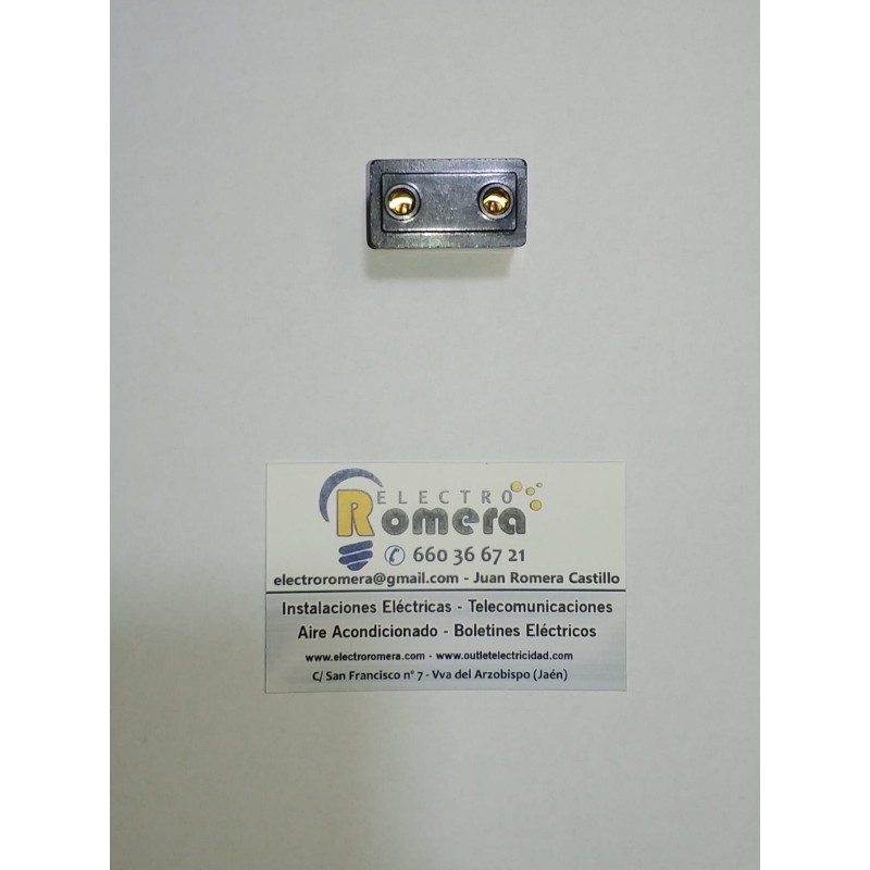 BASE DE ENCHUFE 10 A 250 V MARRON BJC