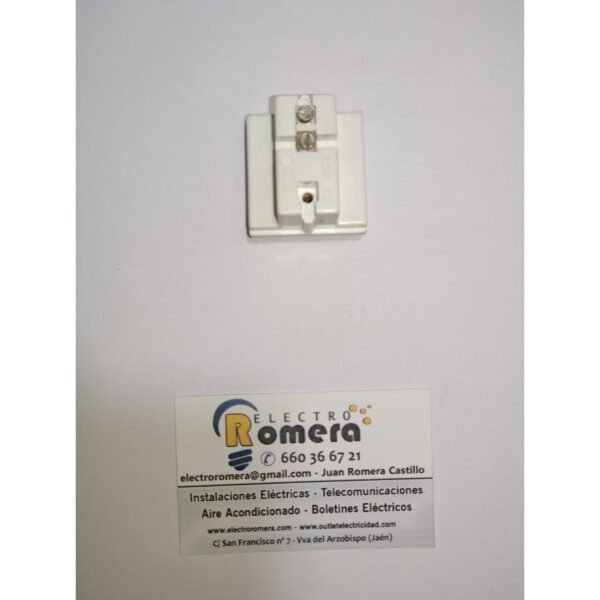 PULSADOR BASCULANTE CON SIMBOLO DE LUZ BJC 940 3 PULSADOR BASCULANTE CON SIMBOLO DE LUZ BJC 940