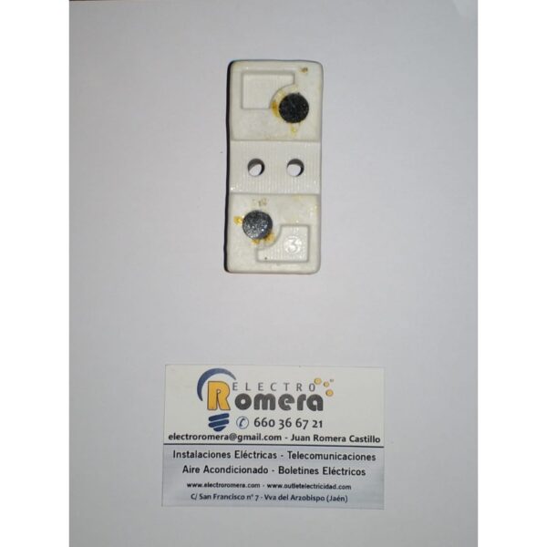 PORTAFUSIBLES (CONEXIÓN DELANTERA) PORCELANA CARTUCHOS TAMAÑO 1