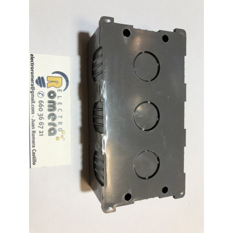 CAJA DE EMPOTRAR PARA PLACAS DE 2 VENTANILLAS SERIE LINEAL